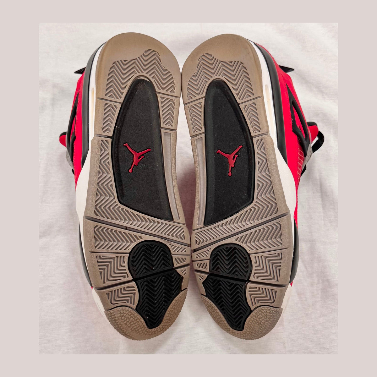 Jordan 4 Retro Toro Bravo (2013) (Pre-Owned)