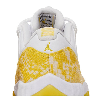 Jordan 11 Retro Low Yellow Snakeskin (Mujer)