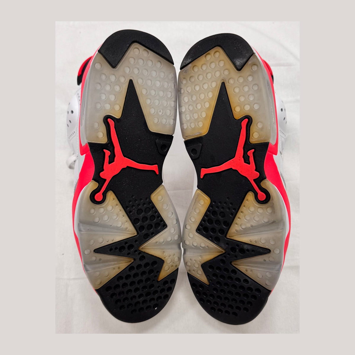 Jordan 6 Retro Infrared White (2014) (Pre-Owned)