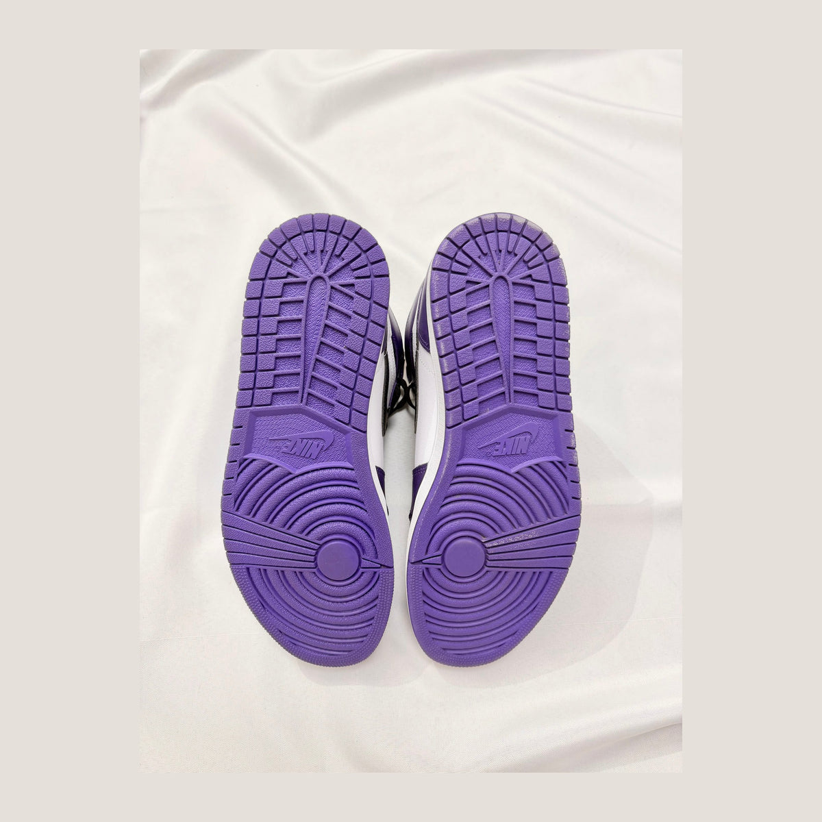 Jordan 1 Retro High Court Purple White (Pre-owned)