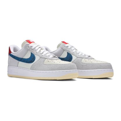 Nike Air Force 1 Low SP Undefeated 5 On It Dunk vs. AF1