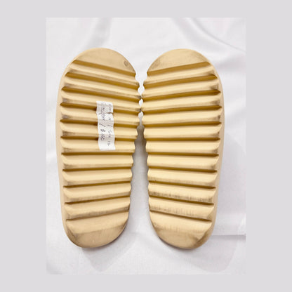 Adidas Yeezy Slide Bone (Pre-owned)