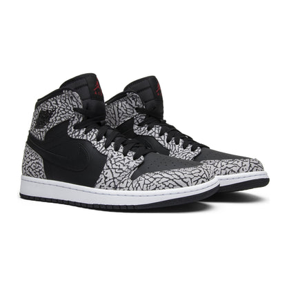 Jordan 1 Retro Un-Supreme