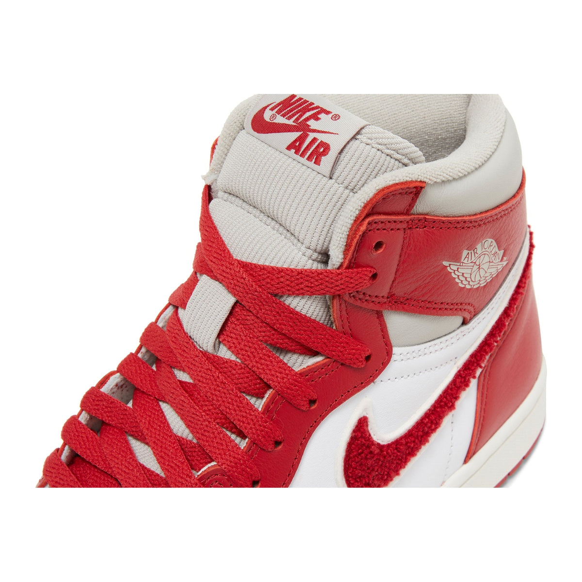 Jordan 1 Retro High OG Varsity Red (Mujer)