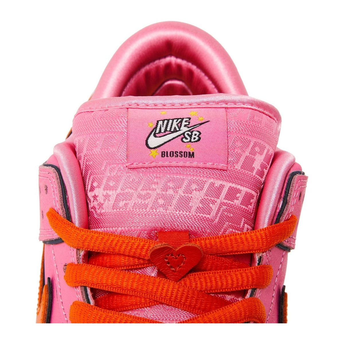 Nike SB Dunk Low The Powerpuff Girls Blossom