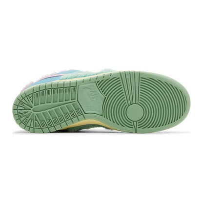 Nike SB Dunk Low Verdy Visty