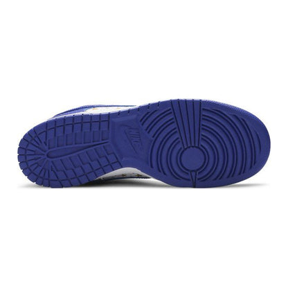 Nike SB Dunk Low Supreme Stars Hyper Royal (2021)