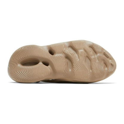 adidas Yeezy Foam RNNR Mist