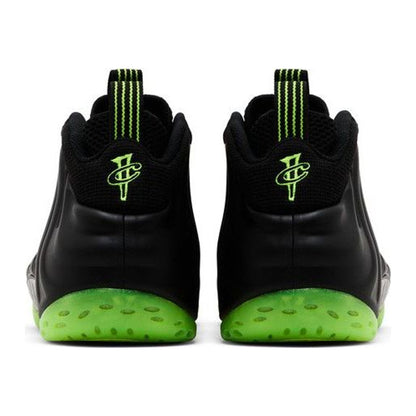 Nike Air Foamposite One Black Volt