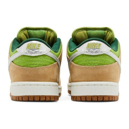 Nike SB Dunk Low Escargot